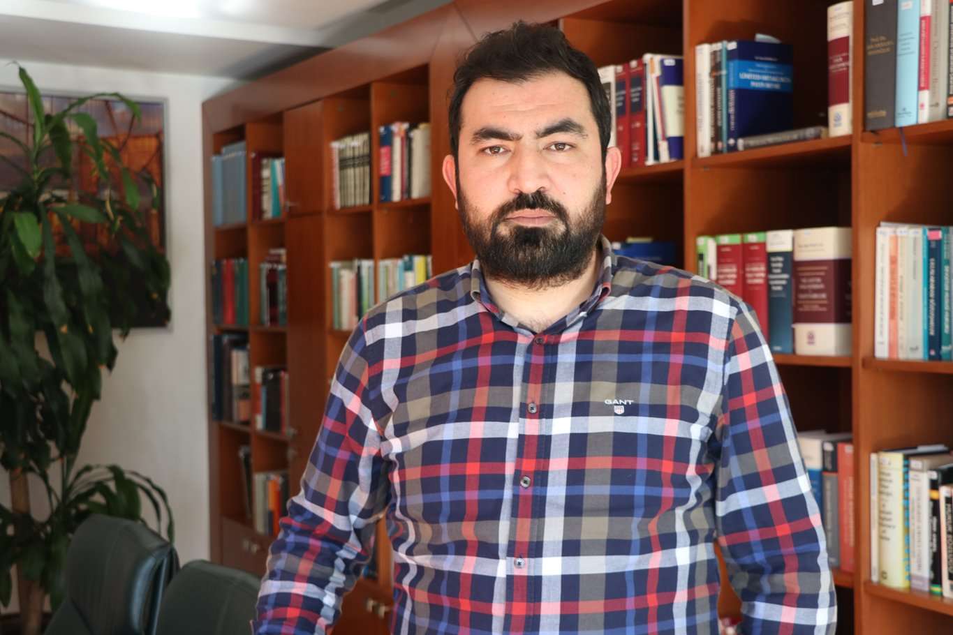 UMHD Başkanı Demir: Uluslararası kamuoyu Yunanistan'ın mültecilere yönelik eylemlerine karşı çıkmalı UMHD Başkanı Demir: Uluslararası kamuoyu Yunanistan'ın mültecilere yönelik eylemlerine karşı çıkmalı